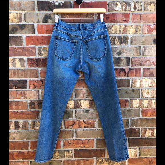 Old Navy Slim Stretch Jeans - Picture 3 of 7